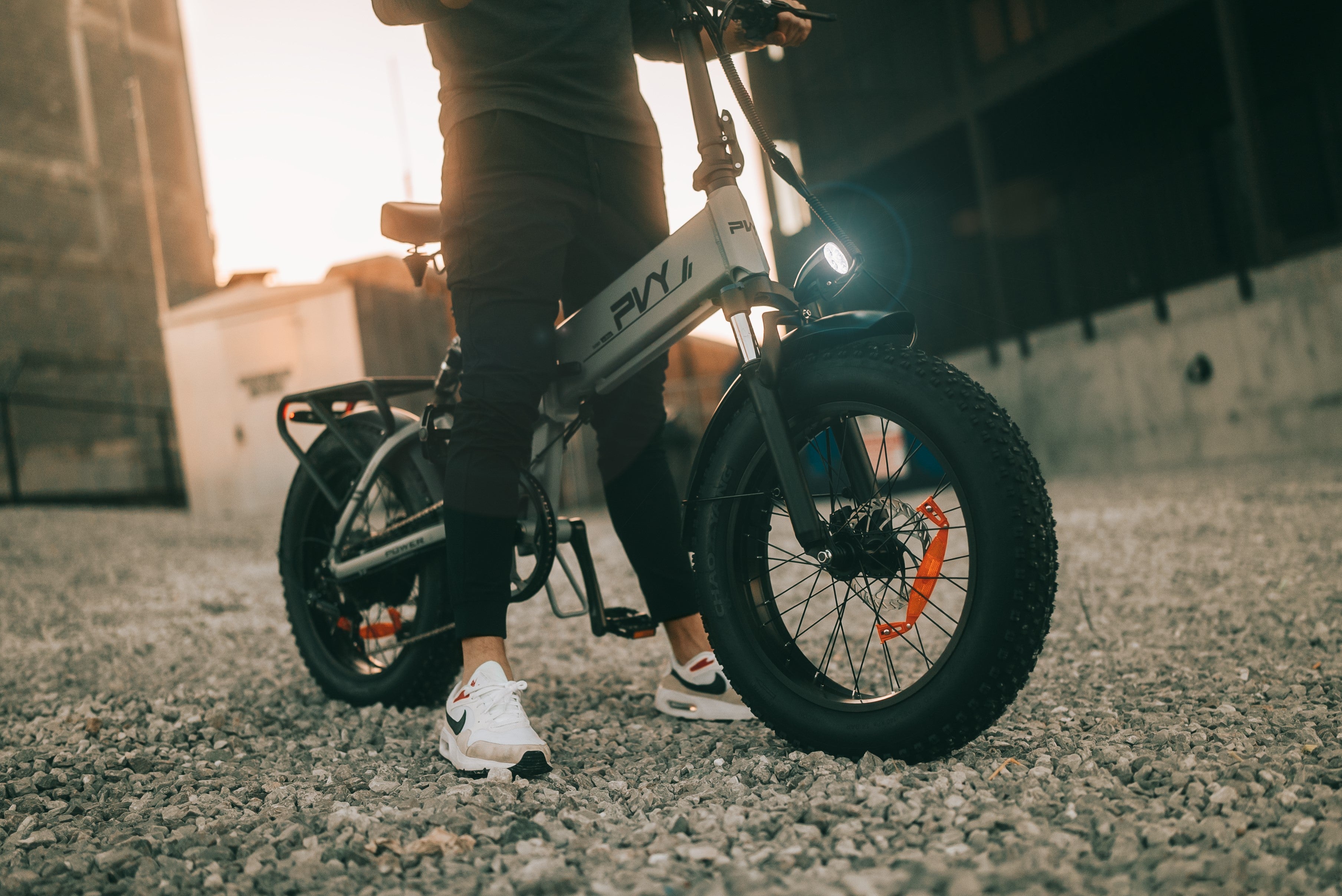 Maintenance tips for ebike batteries: extending the lifespan and performance - PVY E-BIKE